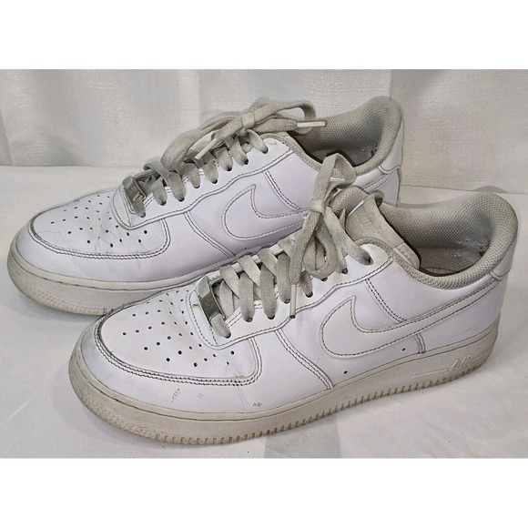 Nike Air Force 1 Low Sneaker White On White Shoes Mens Size 8 CW2288-111 - Picture 1 of 9